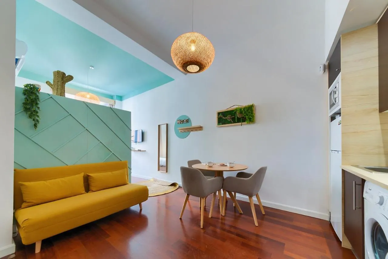 Holidays2Malaga Calderon Loft Wifi Fibra
