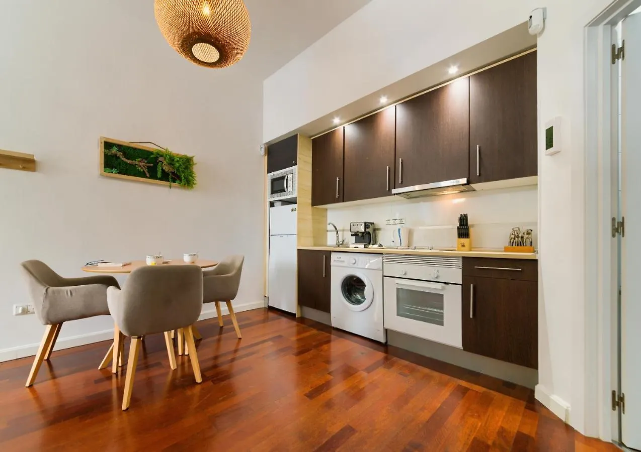 Holidays2Malaga Calderon Loft Wifi Fibra 0*,  İspanya