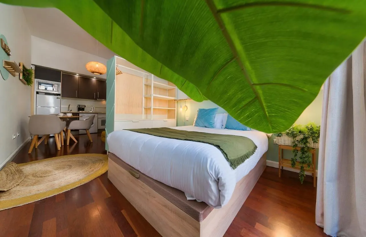Holidays2Malaga Calderon Loft Wifi Fibra 0*,